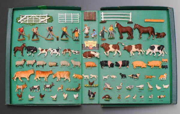 Herald 1959 Farm Display Box