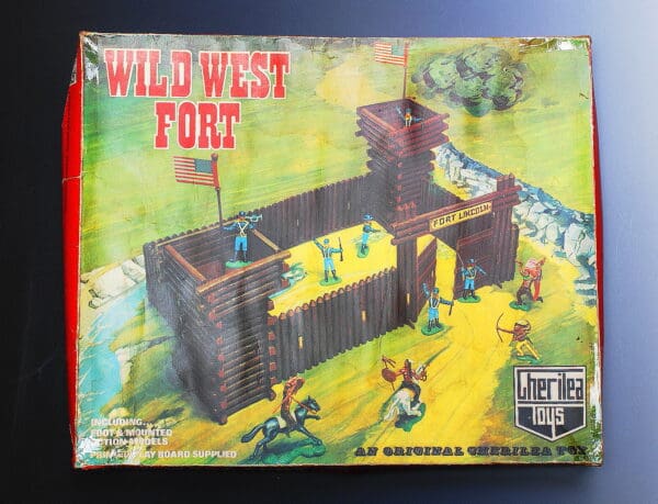 Cherilea Wild West Cowboy Fort with Swoppet Action Models
