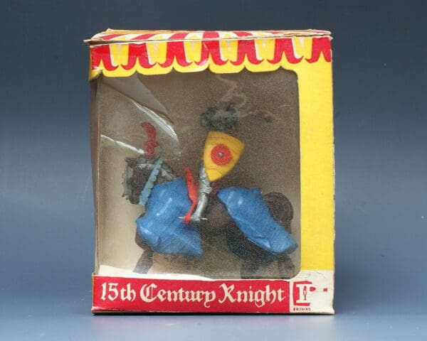 Swoppet C15th Knight Attacking with Sword - Poor Window Box - Image 2