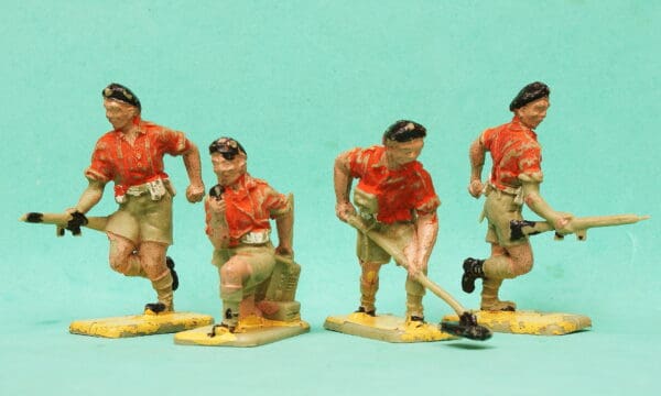 Crescent British 8th Army Toy Soldiers with RED Painted Shirts - Image 2