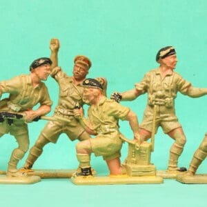 Crescent 8th Army Toy Soldiers x 6