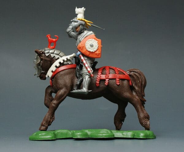 Swoppet C15th Mounted Knight Attacking - RED Caparison - Image 2