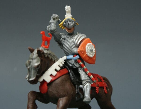 Swoppet C15th Mounted Knight Attacking - RED Caparison
