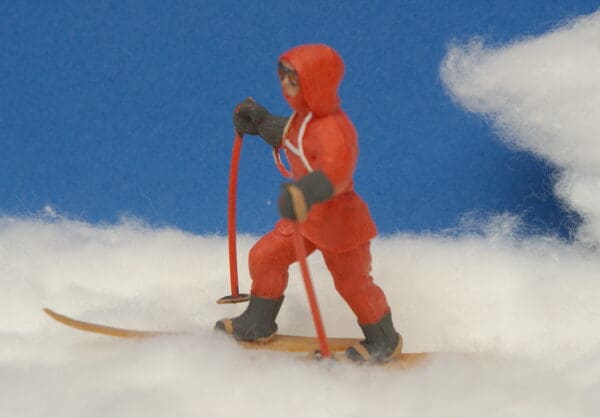 Herald Models Polar Skier - RED Plastic - VNM! - Image 4