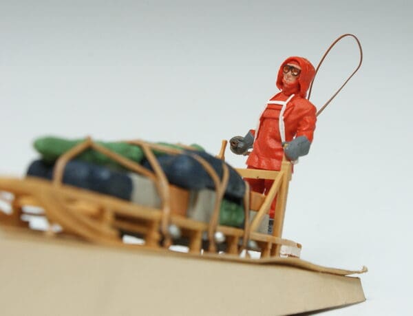 Herald Models Polar Sledge Team - Boxed! - Image 8