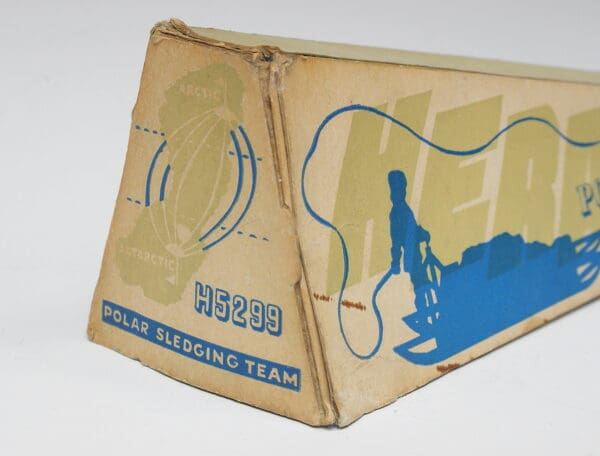Herald Models Polar Sledge Team - Boxed! - Image 3