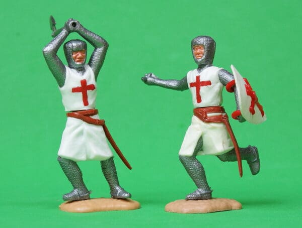 Timpo Swoppet 2nd Series Crusaders on Foot (Pair)