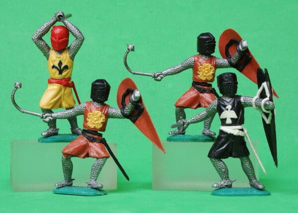 Timpo Swoppet Medieval Knights on Foot (Pot Helmets)