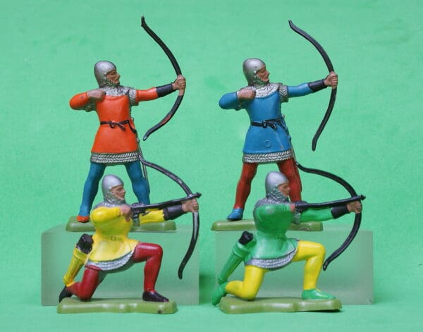 Britains Medieval Knights 'Made in Hong Kong' - Archers - Image 2