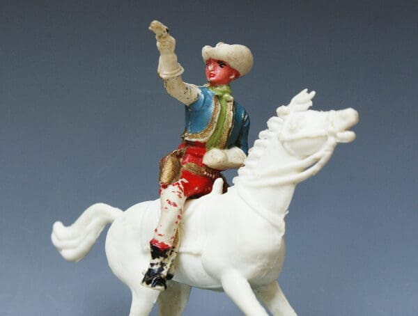 Cherilea 54mm Mounted Cowboy Firing Pistol (2 Riders) - Image 3