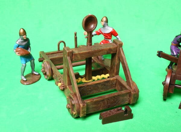 Britains Ancient Siege Machines - Balista & Catapult - Image 5