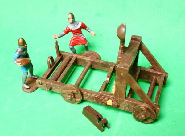 Britains Ancient Siege Machines - Balista & Catapult - Image 3