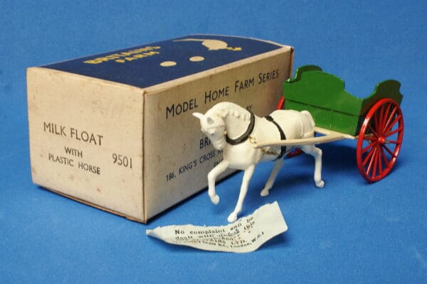 Britains Model Home Farm Milk Float with Plastic Horse - VNMB! - Image 3