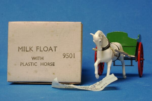 Britains Model Home Farm Milk Float with Plastic Horse - VNMB! - Image 2