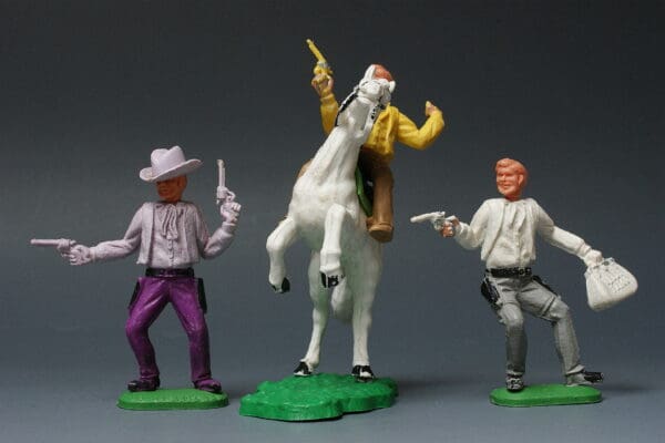 Timpo 1st Series Swoppet Cowboys - Mounted & On Foot - Image 3