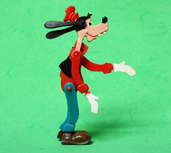 Marx Snap-Eeze Walt Disney's Goofy Plastic Figure - Image 3
