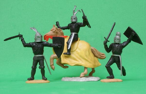 Timpo Swoppet Black Knights - Mounted and On Foot
