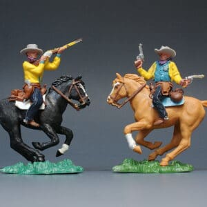 Swoppet Mounted Cowboys - Two-gun & Firing Rifle (Manhattan)