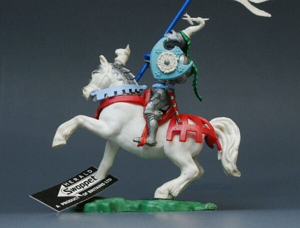 Swoppet C15th Knight with Standard - White Horse - Stunning!