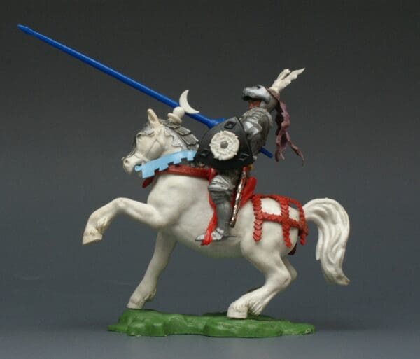 Swoppet Mounted C15th Century Knight Defending - WHITE Horse - Image 3