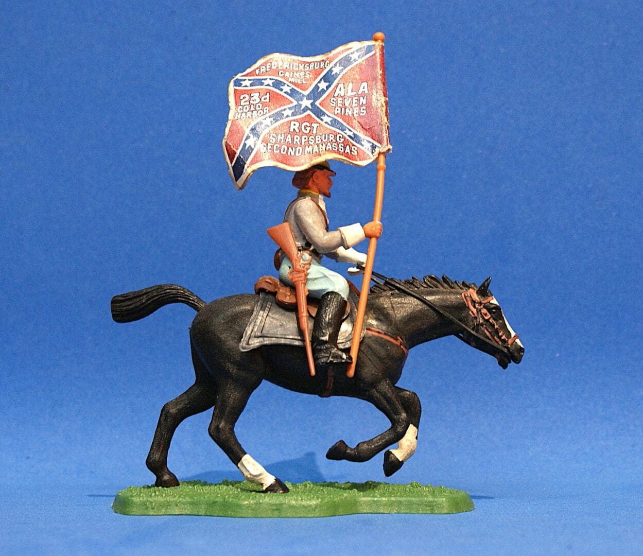 Britains ACW Rebel Cavalry Standard Bearer - Repro Box #151 - Image 2