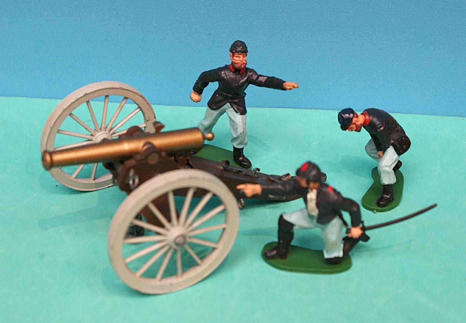 Britains ACW Federal Forces Gun & Crew (3-Figures)
