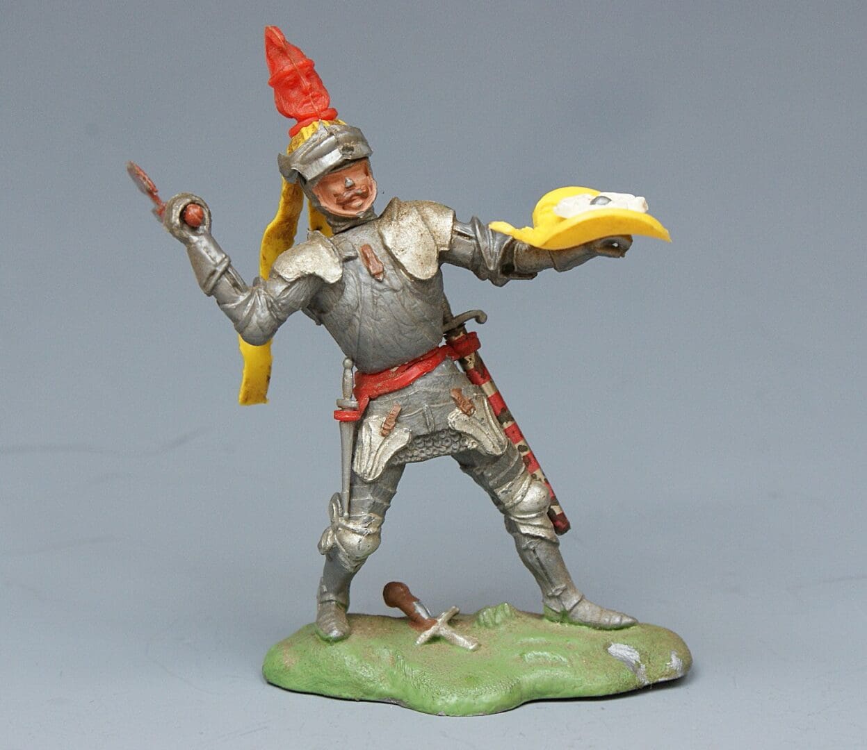 Swoppet C15th Knight with Battle-axe - Super Figure!