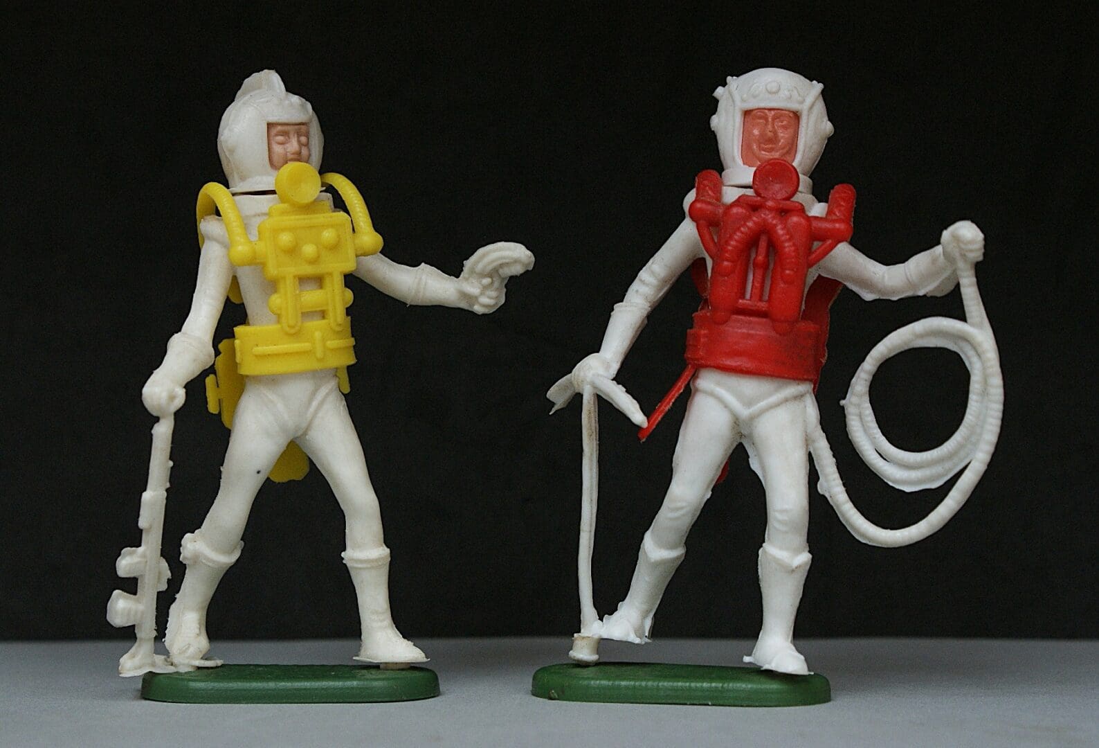 Cherilea Swoppet Spacemen - WHITE Plastic