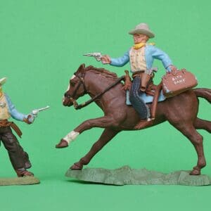 Swoppet Cowboys Mounted Bank Robber & Sheriff (LIGHT BLUE Torsos)