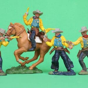 Herald Swoppet Cowboys - Mounted & On Foot (YELLOW Torsos)