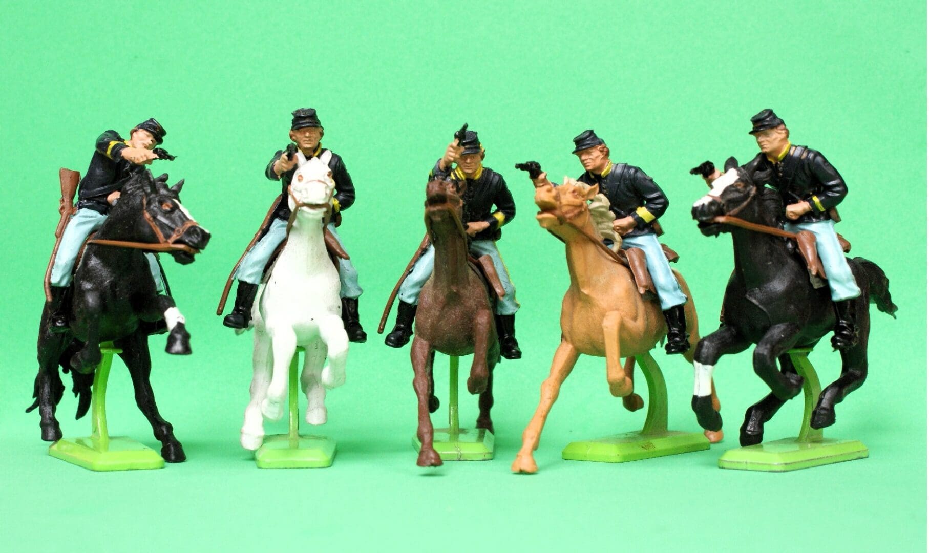 Deetail ACW Federal Cavalry Trooper with Pistol - 1971 1st Issue