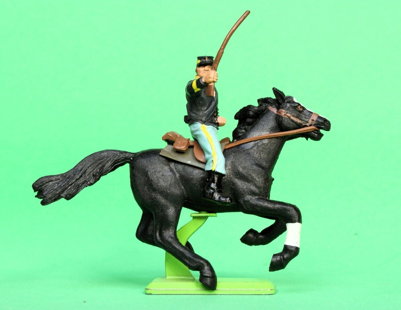 Deetail ACW Federal Trooper with Rifle - 1971 1st Issue Figure - Image 2