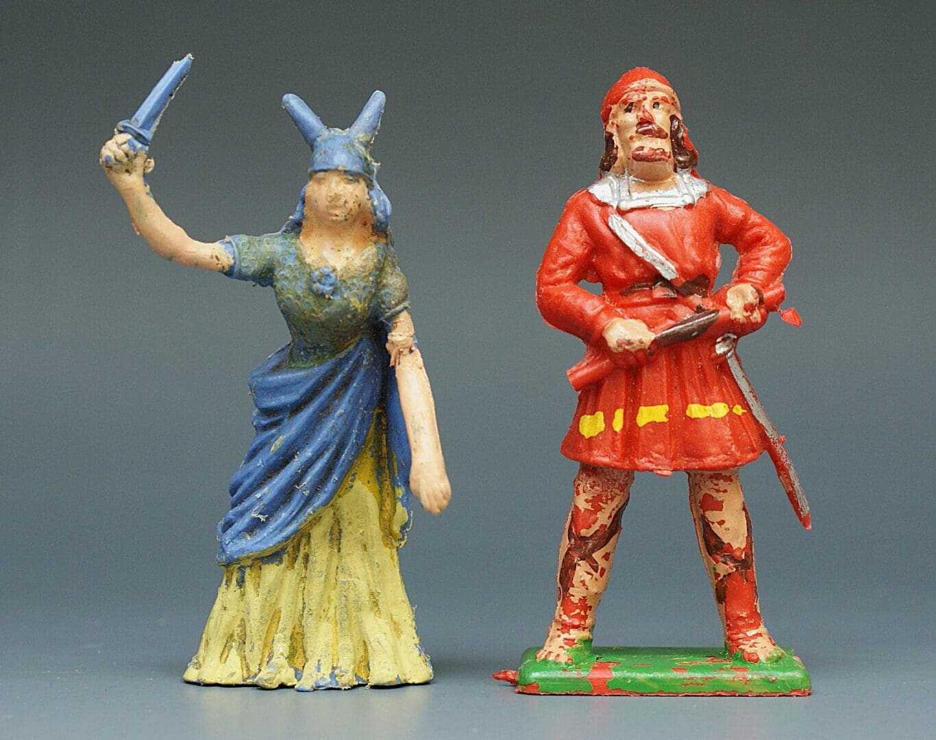 Cherilea 54mm Anglo-Saxons - Boudicca & Standing w/Spear (A/F)