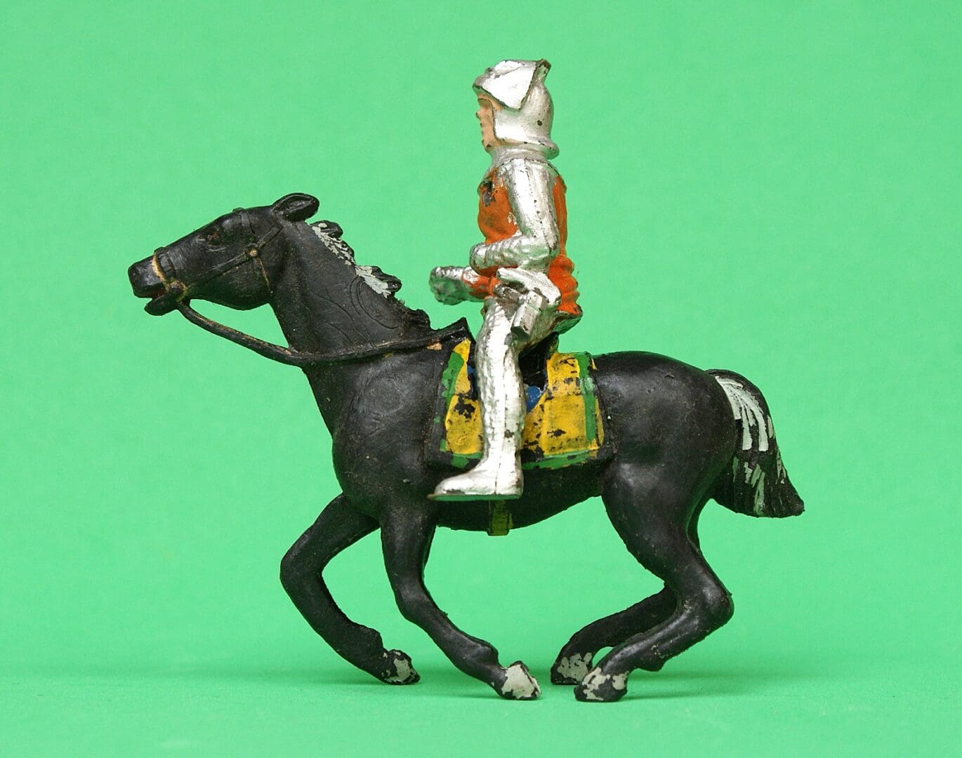 Hilco Phoenix 54mm Mounted Knight with Shield (Timpo Copy) - Image 3