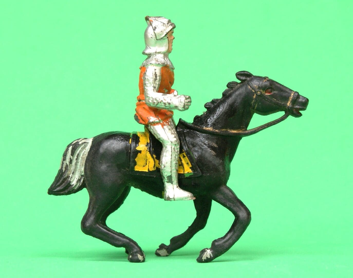 Hilco Phoenix 54mm Mounted Knight with Shield (Timpo Copy) - Image 2