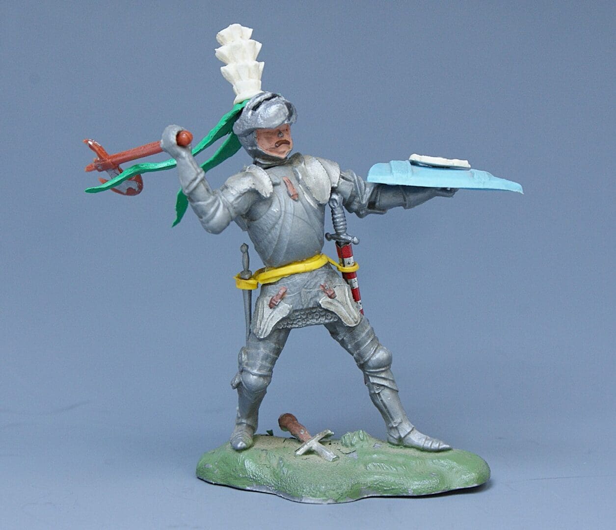 Swoppet C15th Knight with Axe - GREEN Viper's Tongue Favour