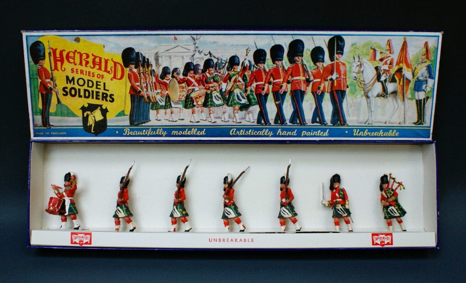 SOLD Herald Gordon Highlanders Marching 7 Pieces - VNMB!
