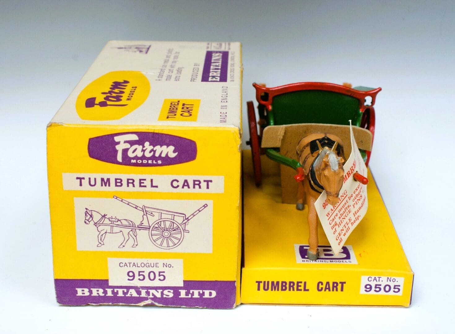 Britains Tumbrel Cart with Scarce TAN Plastic Horse - Boxed! - Image 5