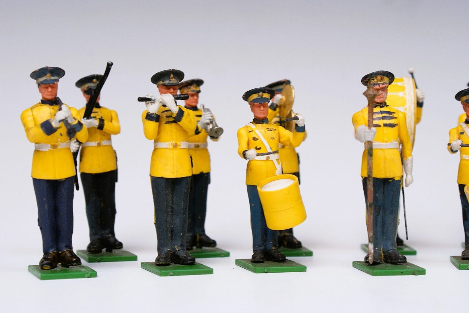 Britains "Eyes Right" Band of the US Army - NOT Brittle! - Image 3