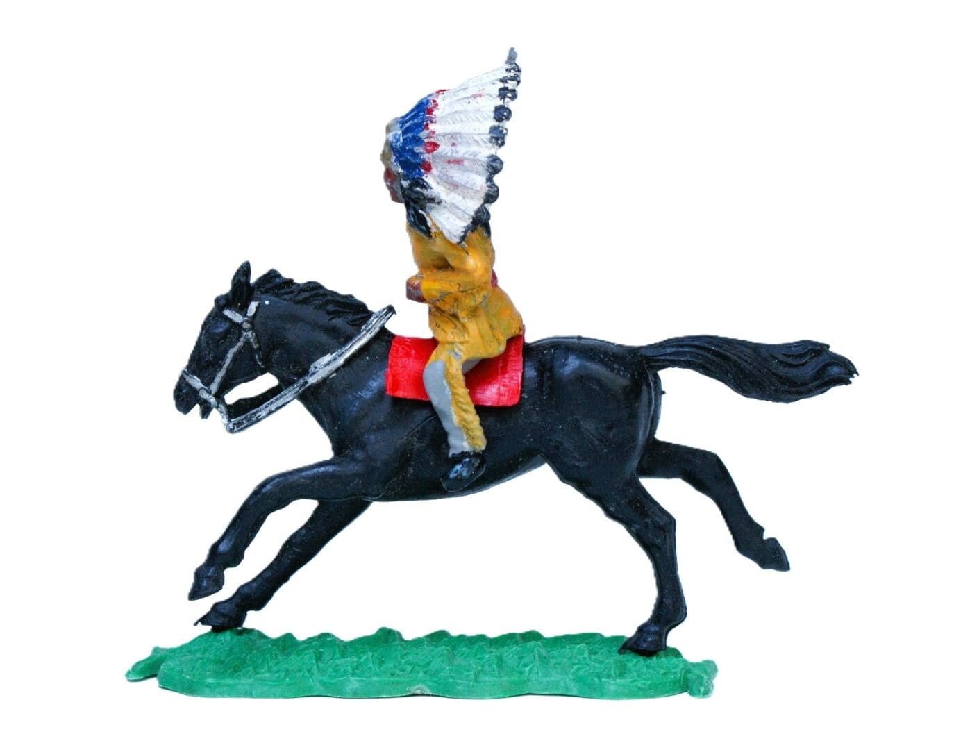 Timpo Solid Plastic 'Warbonnet' Mounted Indian with Rifle - Image 2