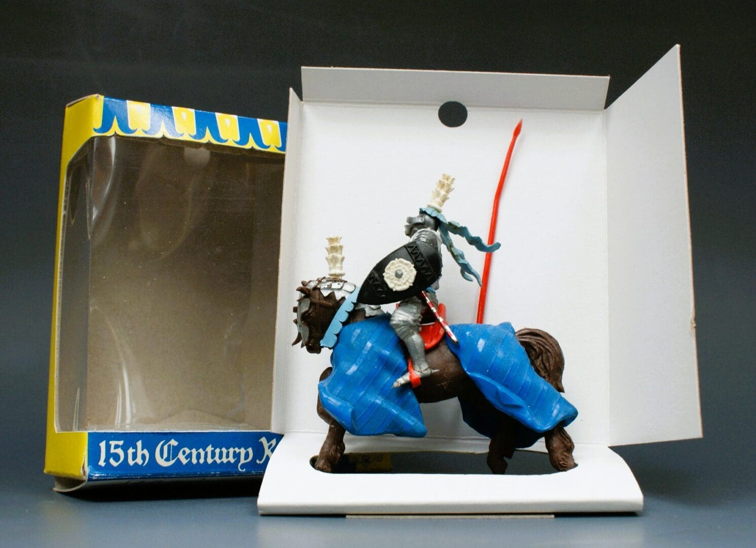Swoppet C15th Mounted Knight Charging - Repro Pavilion Carton - Image 2