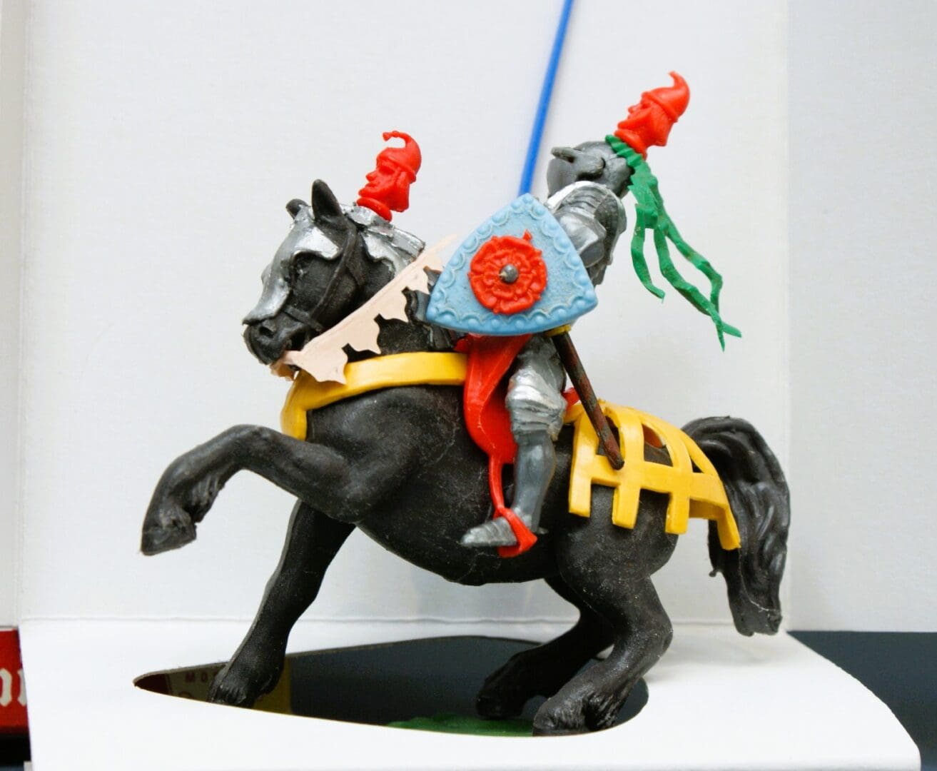 Swoppet C15th Mounted Knight Defending - Repro Pavilion Carton - Image 3