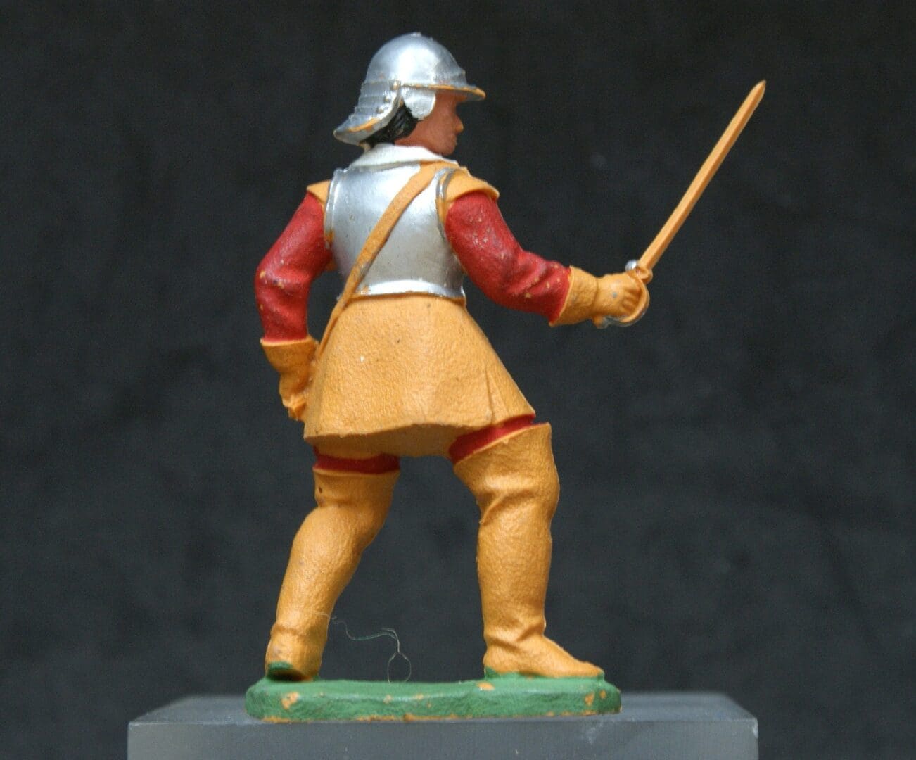 ECW Roundhead Trooper - TAN Plastic - Image 2