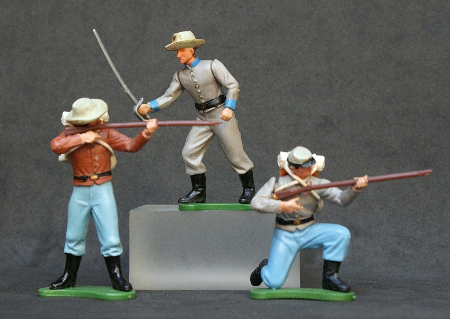 Britains "Eyes Right" Confederates (1 Butternut)