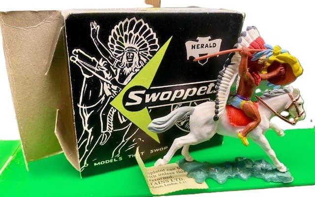 Herald Swoppet Mounted Indian Chief with Spear - ORIGINAL Box