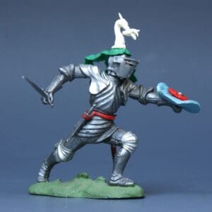 Swoppet C15th Knight Attacking with Sword (White Heron Crest)