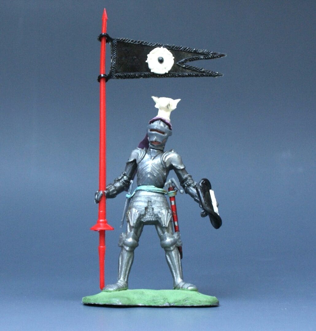Swoppet C15th Foot Knight with BLACK Standard #1