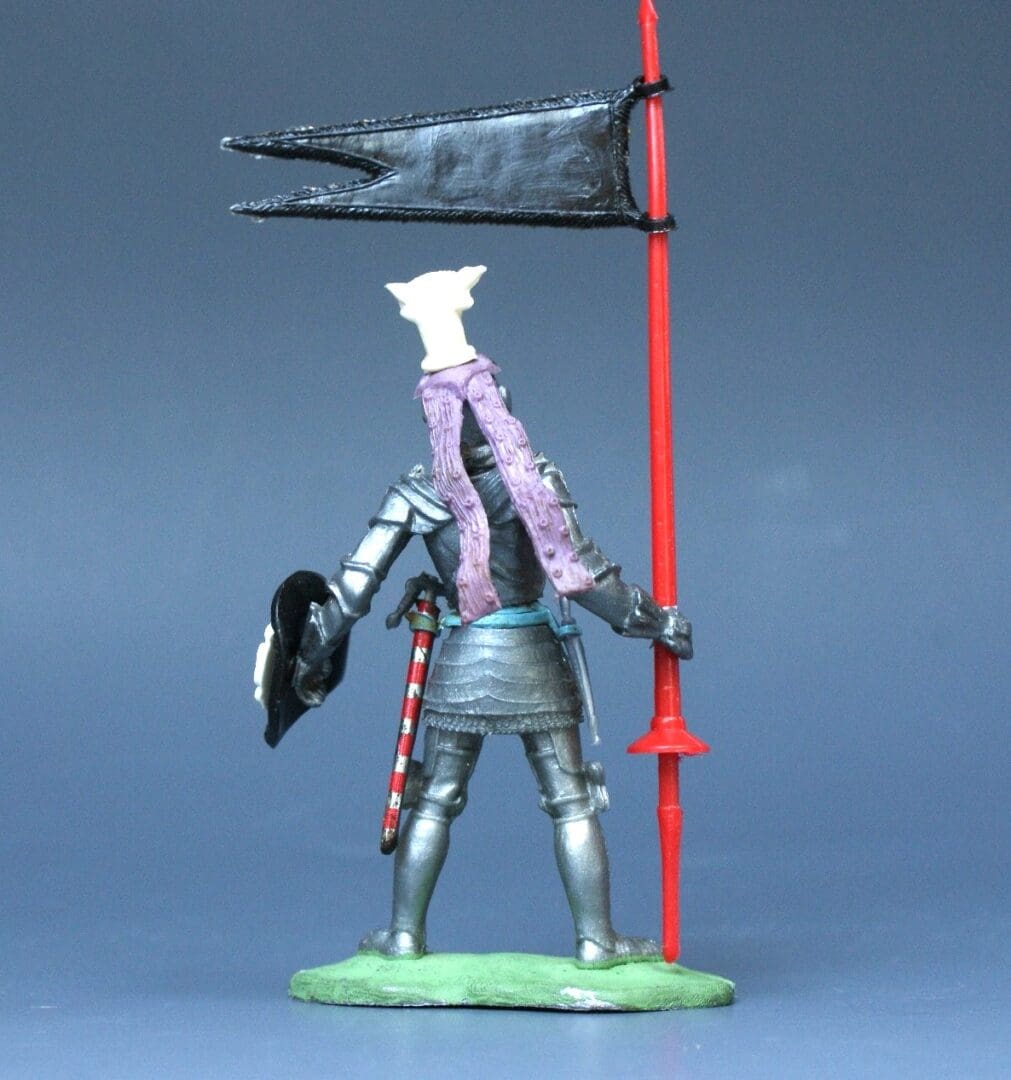 Swoppet C15th Foot Knight with BLACK Standard #1 - Image 2