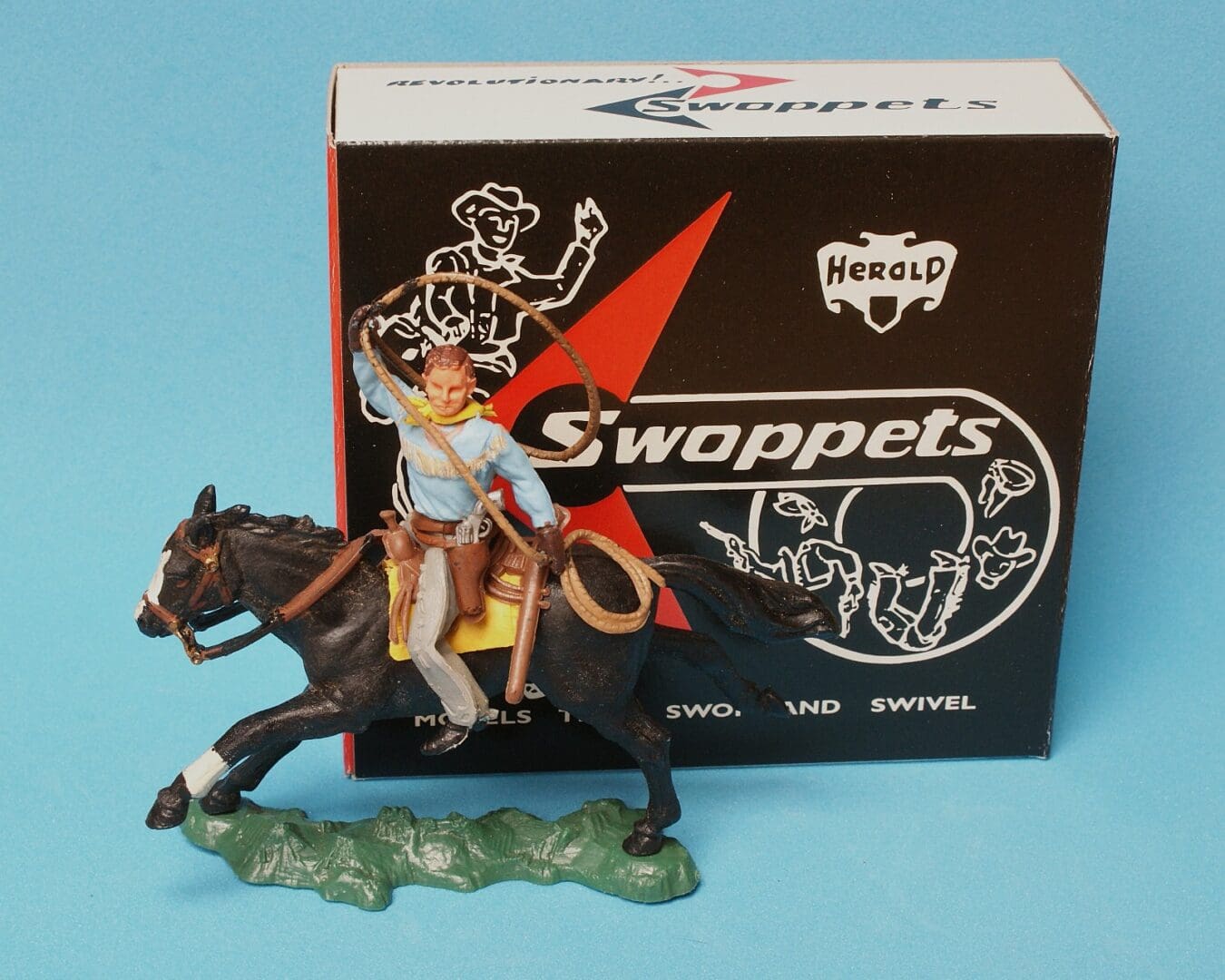 Herald Swoppet Mounted Cowboy with Lasso (LIGHT BLUE Torso) - Image 4