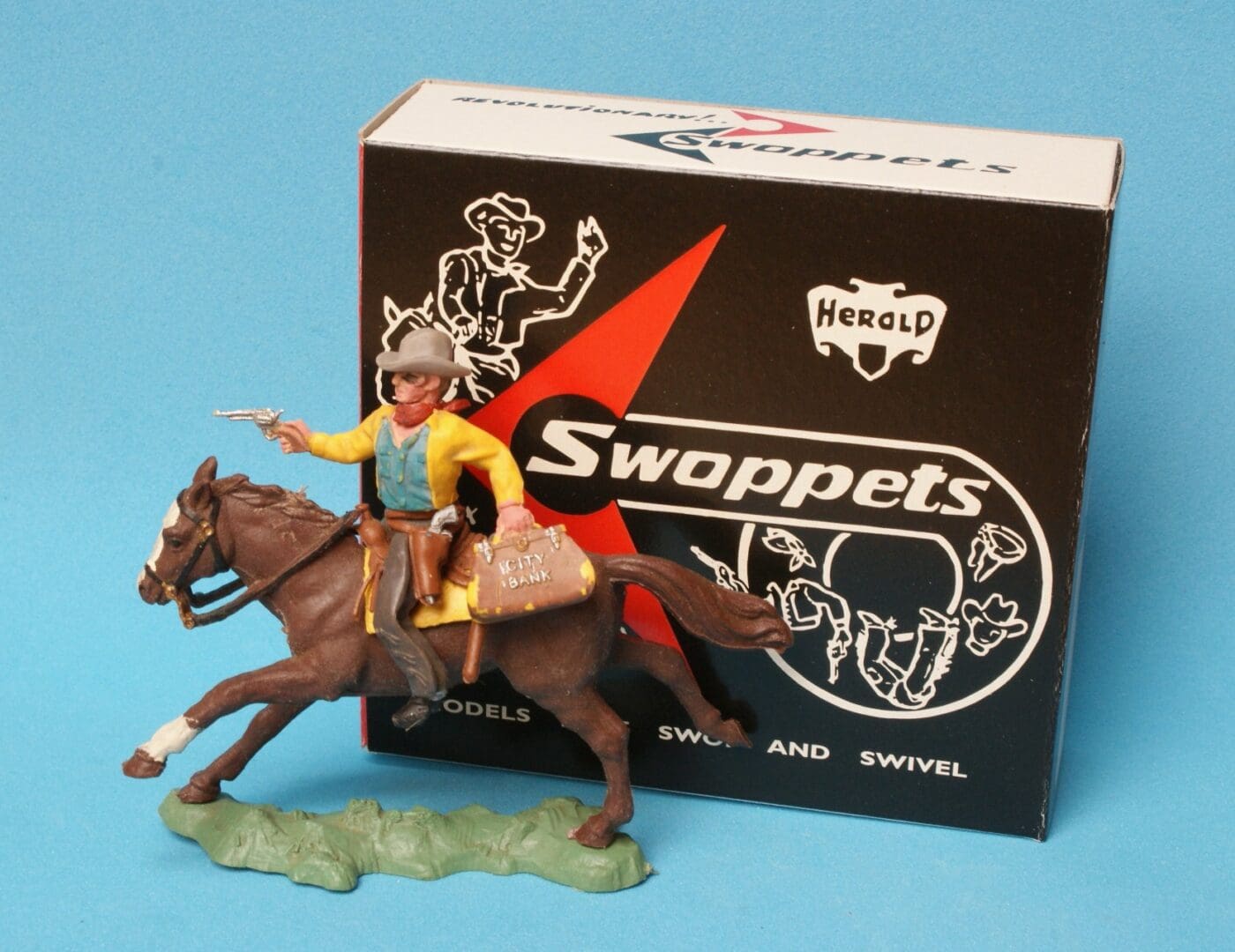 Herald Swoppet Mounted Cowboy Bank Robber YELLOW Torso